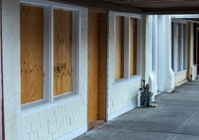 Emergency Board Up Service in Overland Park, KS